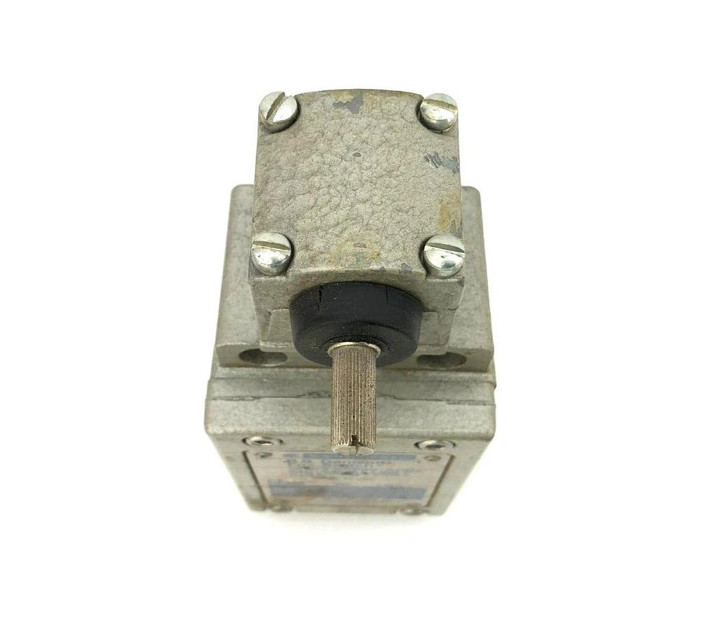 New Telemecanique EX2JK05T Limit Switch NEMA A600