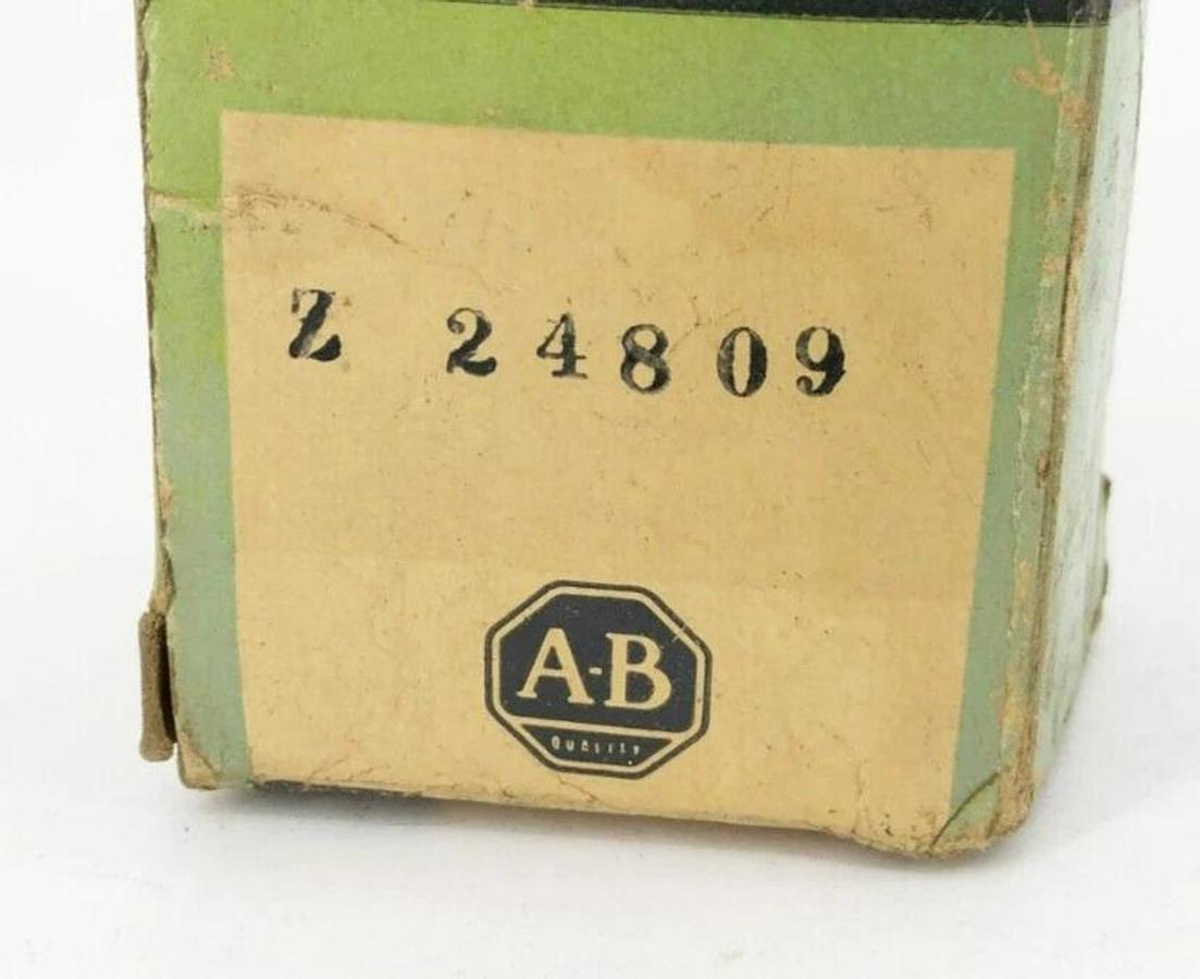 New Allen Bradley Z-24809 Time Delay Operating Head for 802T Limit Switch