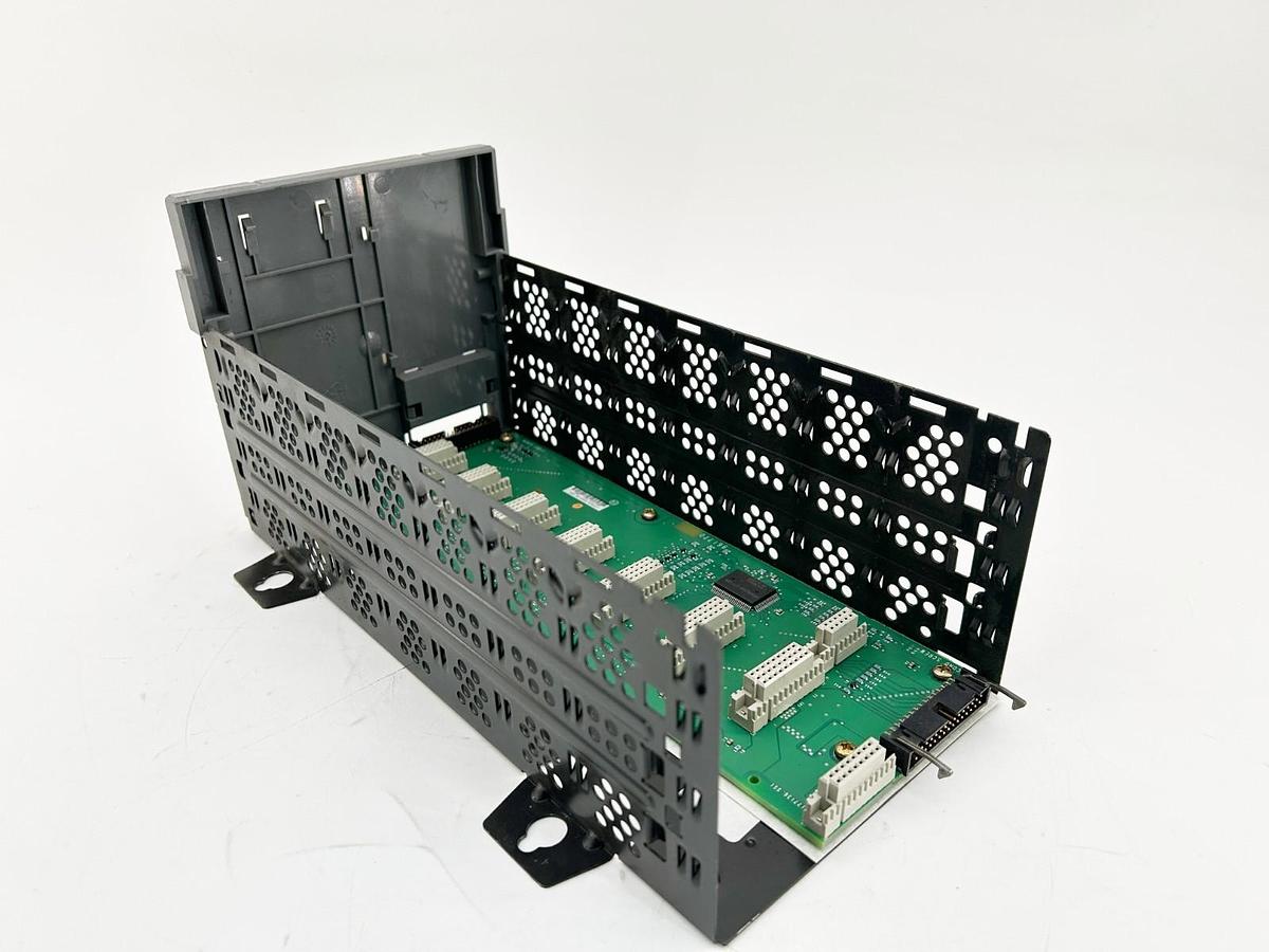 Used Allen Bradley 1746-A7 PLC Rack Modular Chassis 7 Slot 10A 5VDC Ser.B