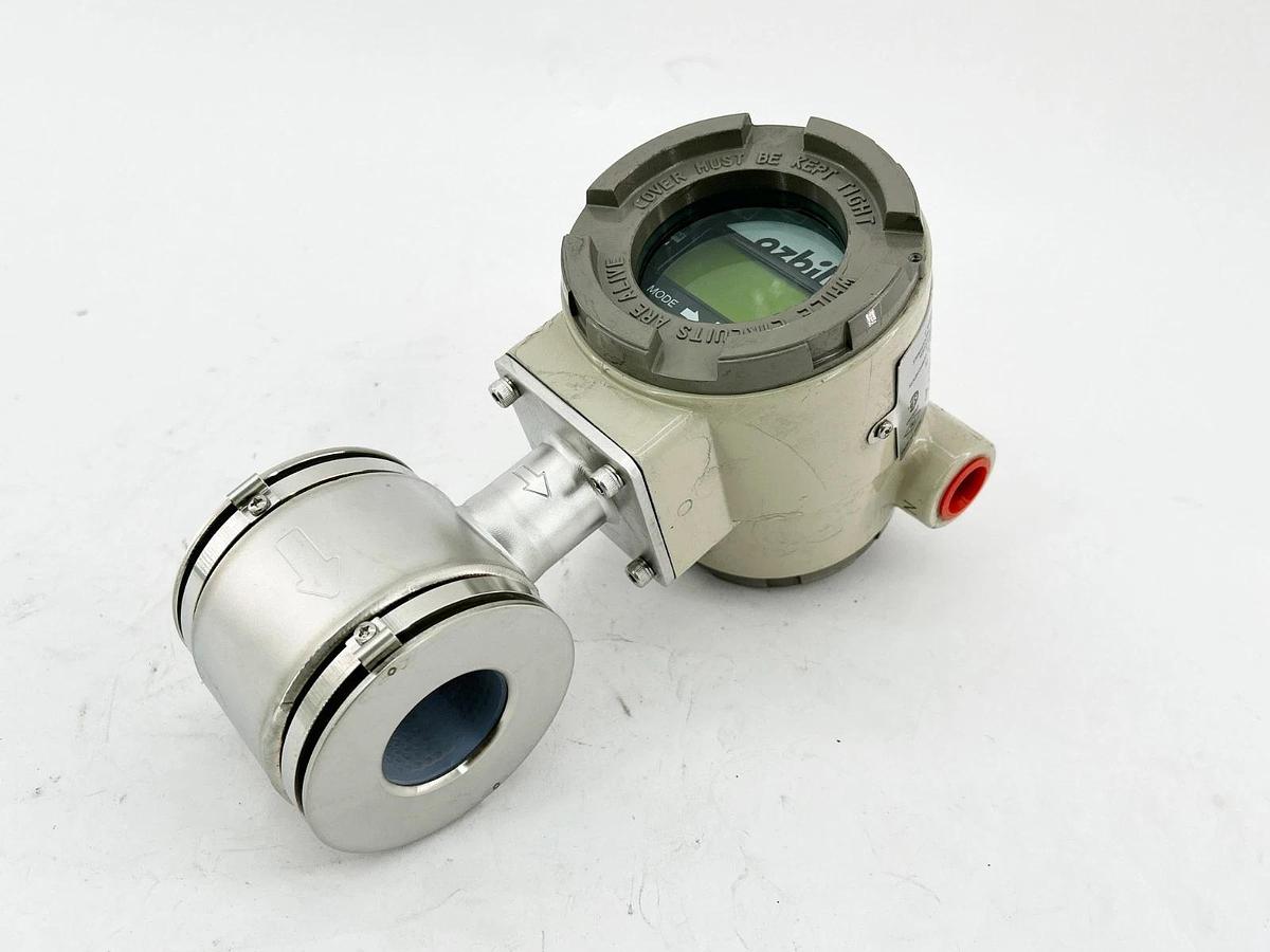 New Azbil Yanatake MTG18A-040P21LSDAAJT2-XX-X Electromagnetic Flow Meter 1600PS