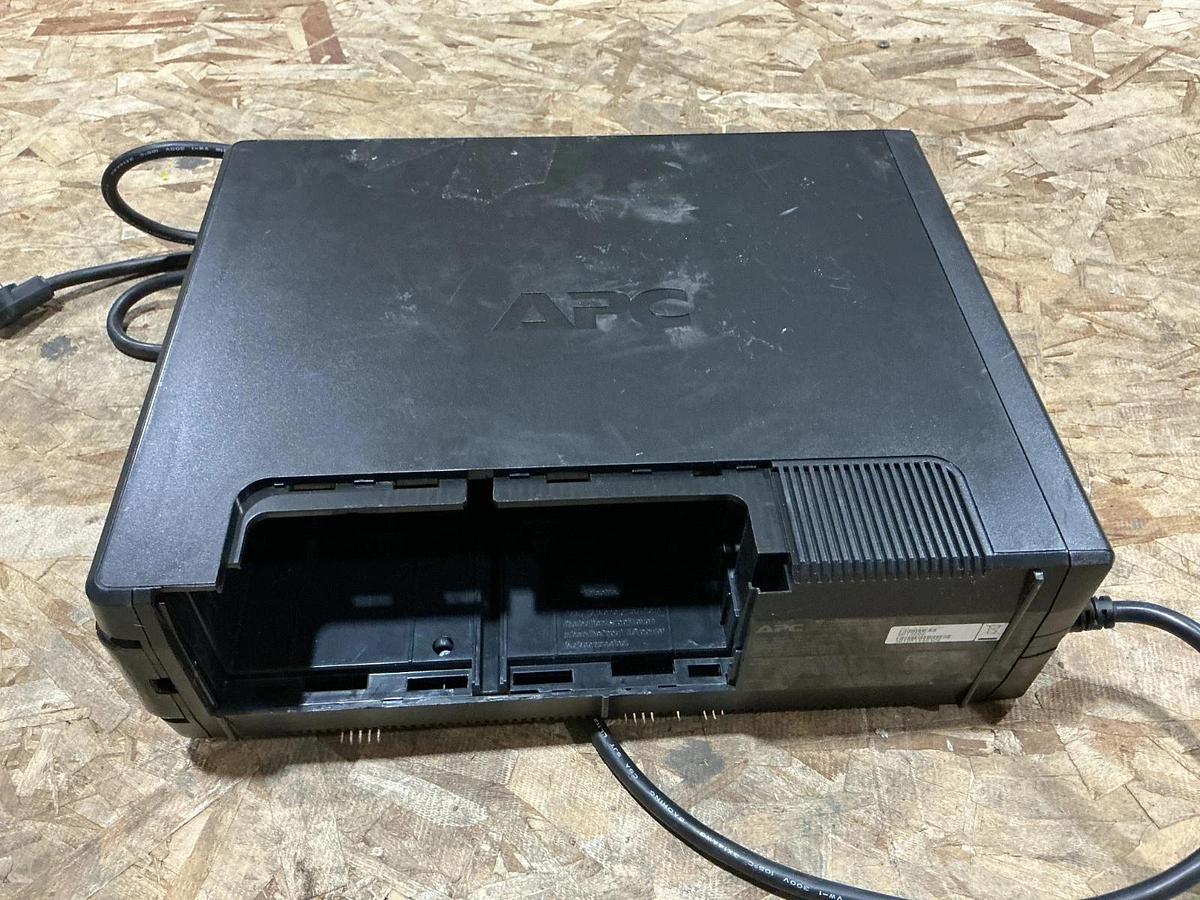 Used APC BR1300G Uninterruptible Power Supply 12A 120V 50/60HZ MISSING BATTERY