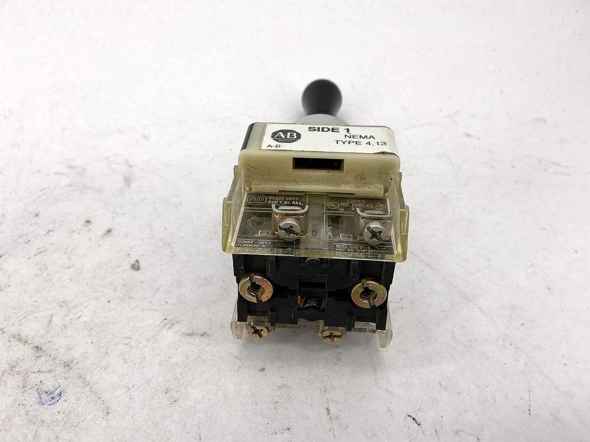 Used Allen Bradley 800T-T2H3 Ser T Toggle Switch 2-Way Spring Return - No Handle Cap