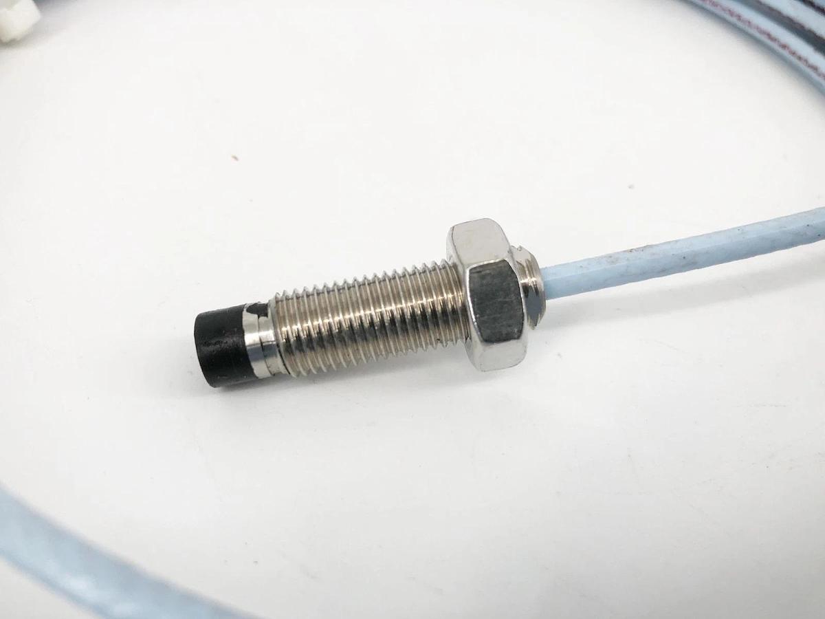 New Bently Nevada 330191-00-12-90-05 Proximity Probe 3300 XL 8MM - No Box