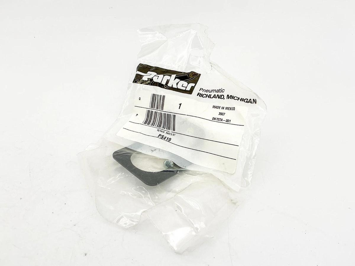 New Lot of 3 Parker PS419 Lubricator Mounting Bracket