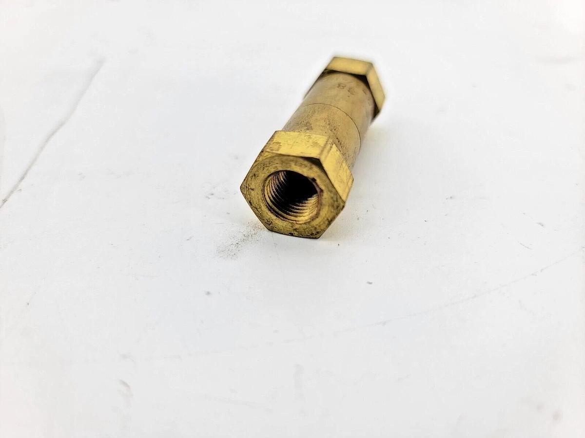 New Teledyne 404GG-1/8B-3 Hydraulic Ball Check Valve S8 Female Parker