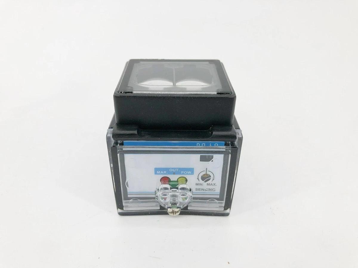 New Eaton 1450E-6547 Non-Polarized Reflex Photoelectric Sensor 30FT. 10-40VDC