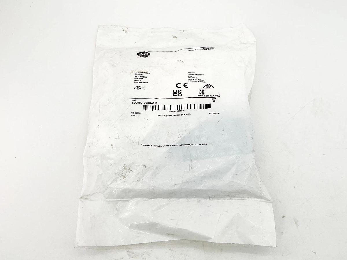 New Allen Bradley 42GRU-9003-QD Photoswitch Retro-Reflective Sensor 264V Ser.C