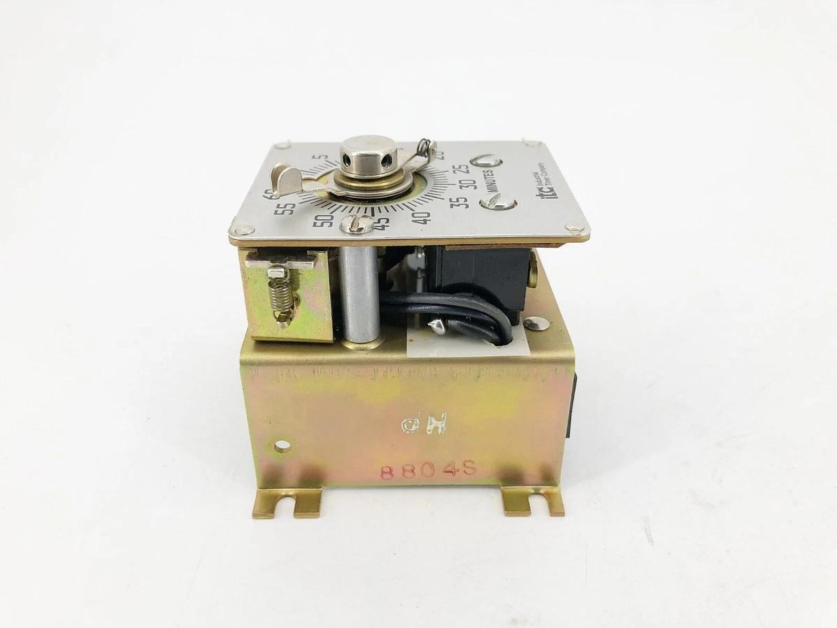 New Industrial Timer CSF-60MIN Motor Timer 120V 60Hz 60 Minute