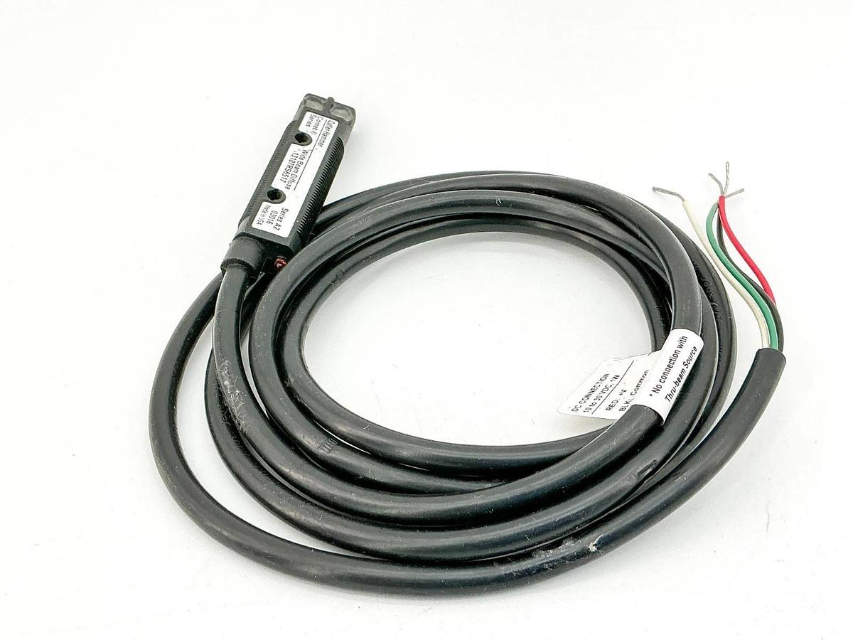 New Cutler Hammer 13107RS6517 Photoelectric Sensor 10-30VDC 1W - No Box