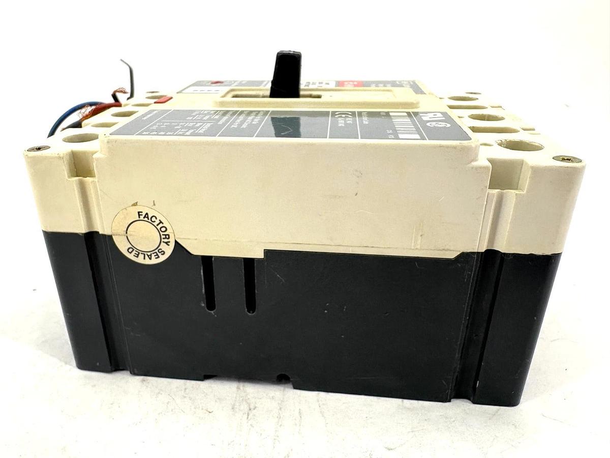 Used Cutler-Hammer HMCP070M2CA01 70A Circuit Breaker w/ A1X1PK Aux. Switch 600VAC 3P