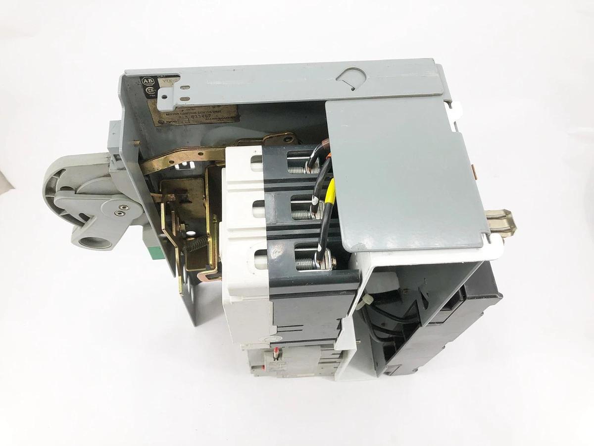 New Allen Bradley YUDQJC095/32AF Operating Mechanism 24A 480V 10HP 2413 - No Box