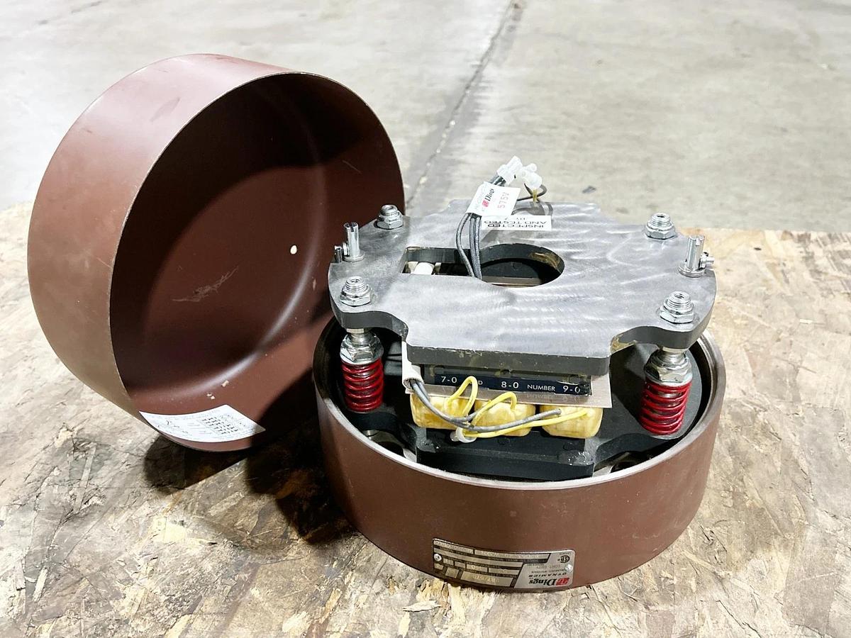 New Dings Dynamics 82053-49-W3XH Brake 575V Torque 53LB