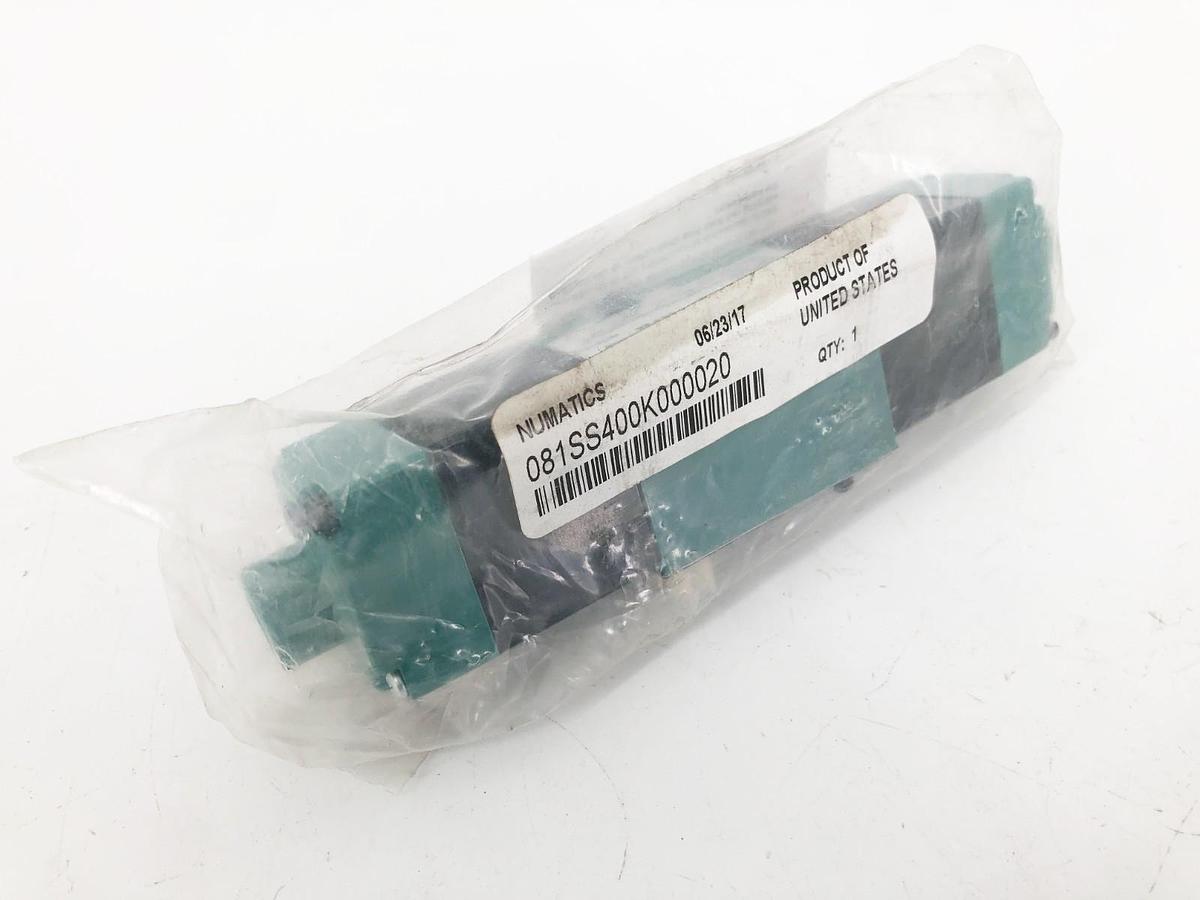 New Numatics 081SS400K000020 Solenoid Valve 1/8" NPTF 24VAC MK8 Series