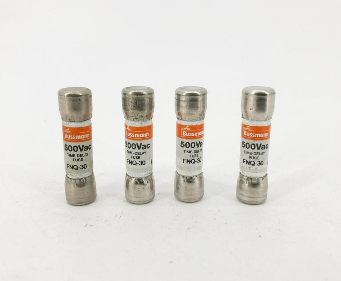 Lot of 4 New Bussmann FNQ-30 Time Delay Fuses 30 A 500VAC