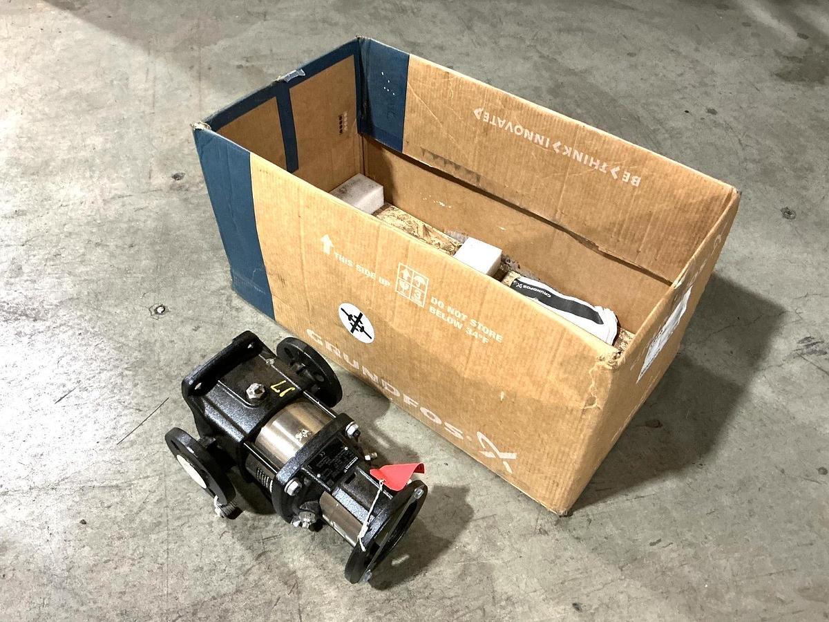 New Grundfos CR3-6-A-FGJ-A-V-HQQV 96083275 Multistage Centrifugal Pump End 56C