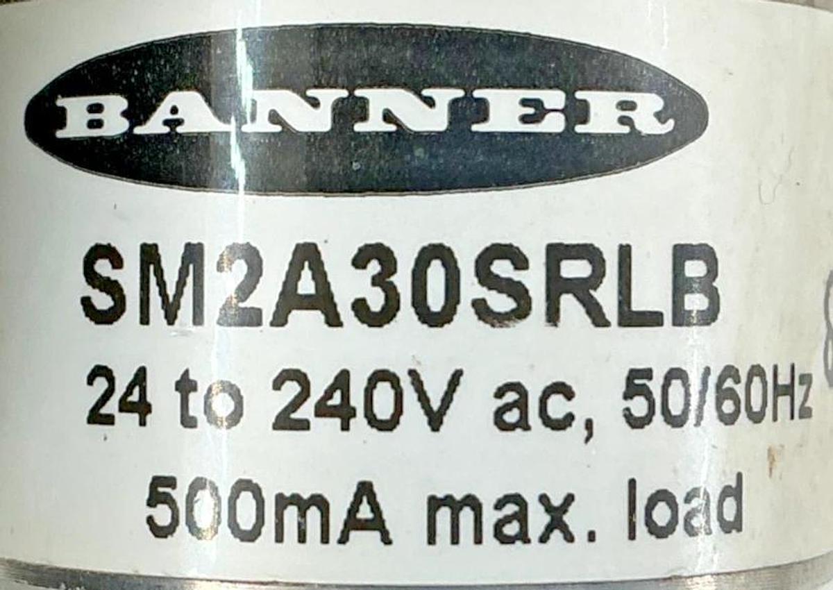 Used Banner Engineering SM2A30SRLB Photoelectric Sensor 3-Wire 24-240VAC 27380