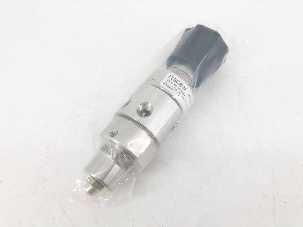 New Tescom 44-3464S24 Pressure Reducing Regulator SS 3500psig In 0-250psig Out