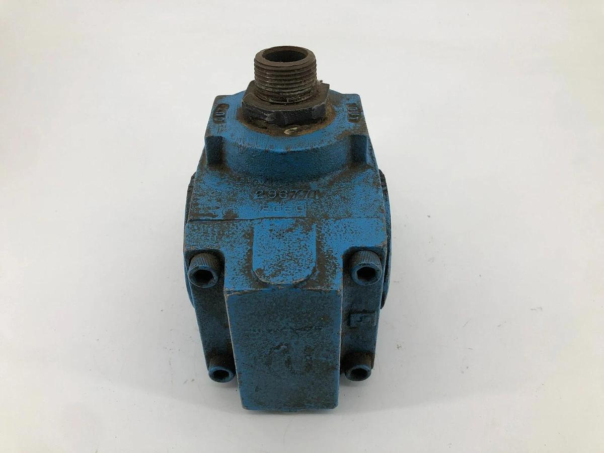 Used Vickers 4CT-10-F-21 Pilot Operated Check Valve 626542