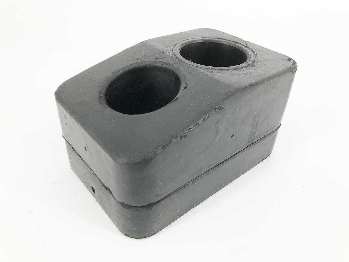 New Allpax 111929 Bumper 4" x 6" x 3-3/8" Durometer 78A - No Box