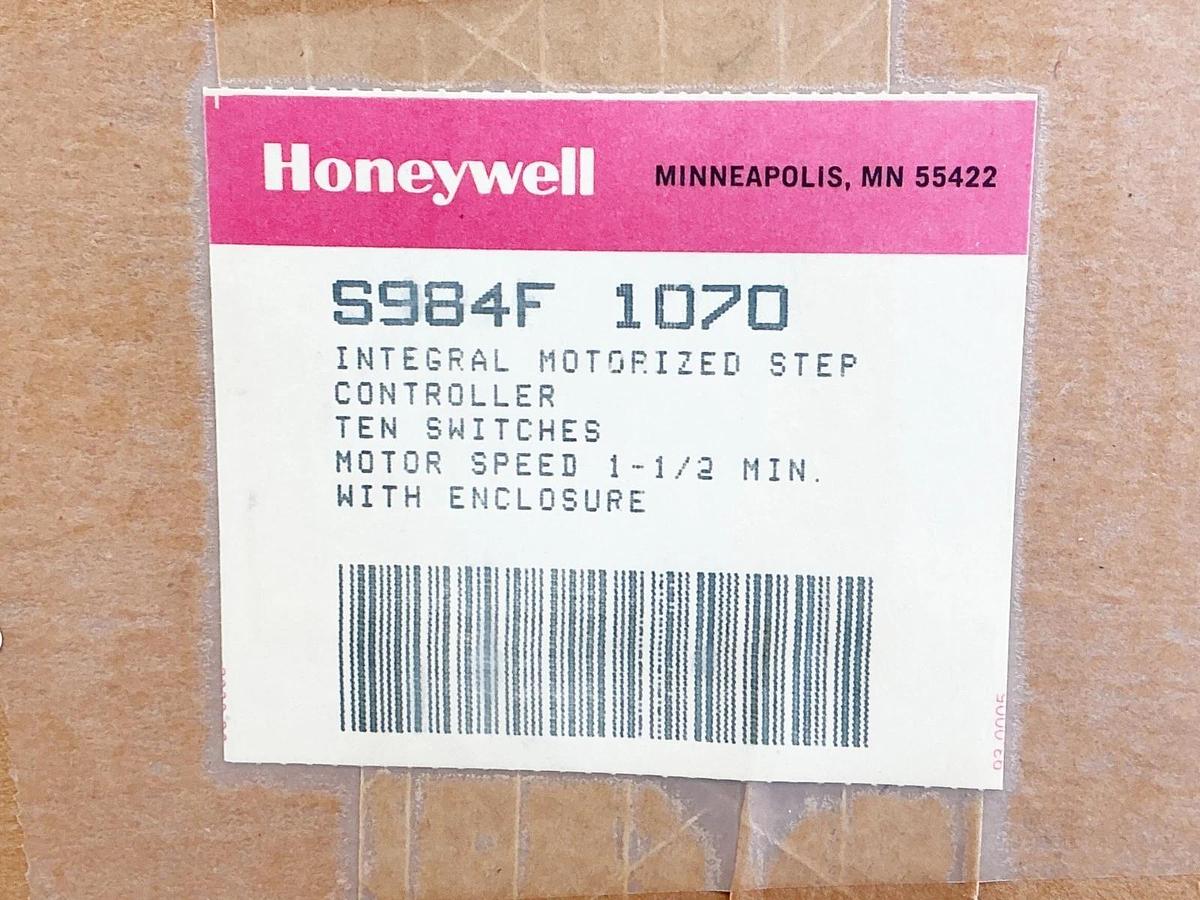 New Honeywell S984F-1070 Integral Motorized Step Controller 1-1/2 Speed 240V