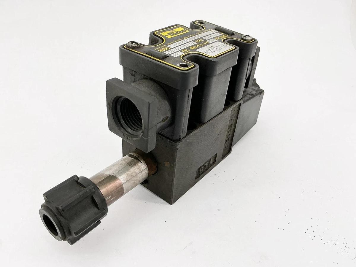 Used Parker D1VHW004CNYCF Solenoid Valve 110/120V 50/60Hz 1500PSI - Missing Coil