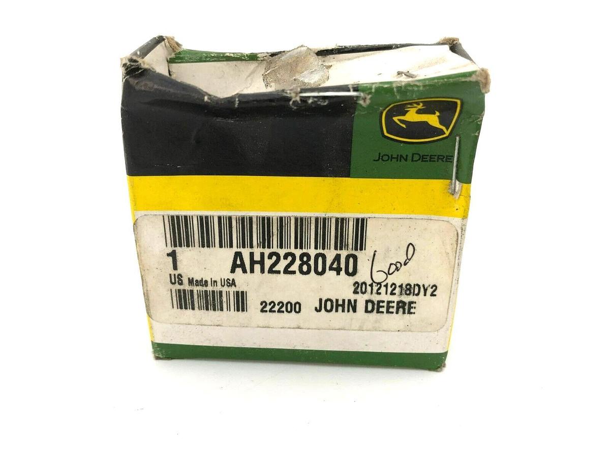 New John Deere AH228040 Check Valve Pilot-To-Open 70PSI