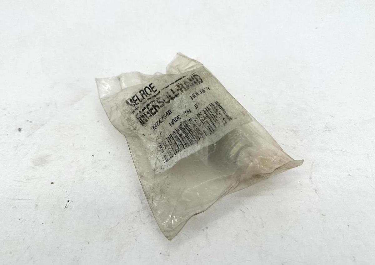 New Melroe 3974254B Fuel Injector for Kubota Ingersoll - Rand