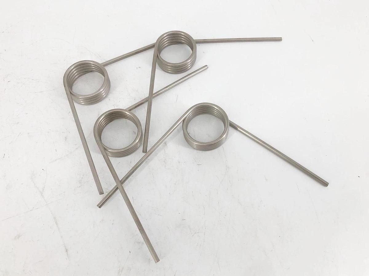 Lot of 4 New Lee Spring LTR135T 07 S Torsion Spring 1.492" OD 90 Deg. - No Box