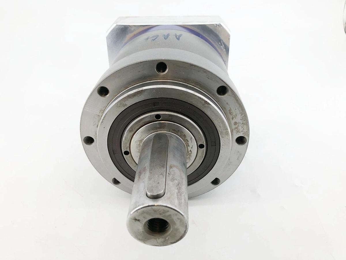 New Wittenstein NPL 045S-MF1-10-1K1-1S Gearbox 10:1 1-1/2" Shaft No Box