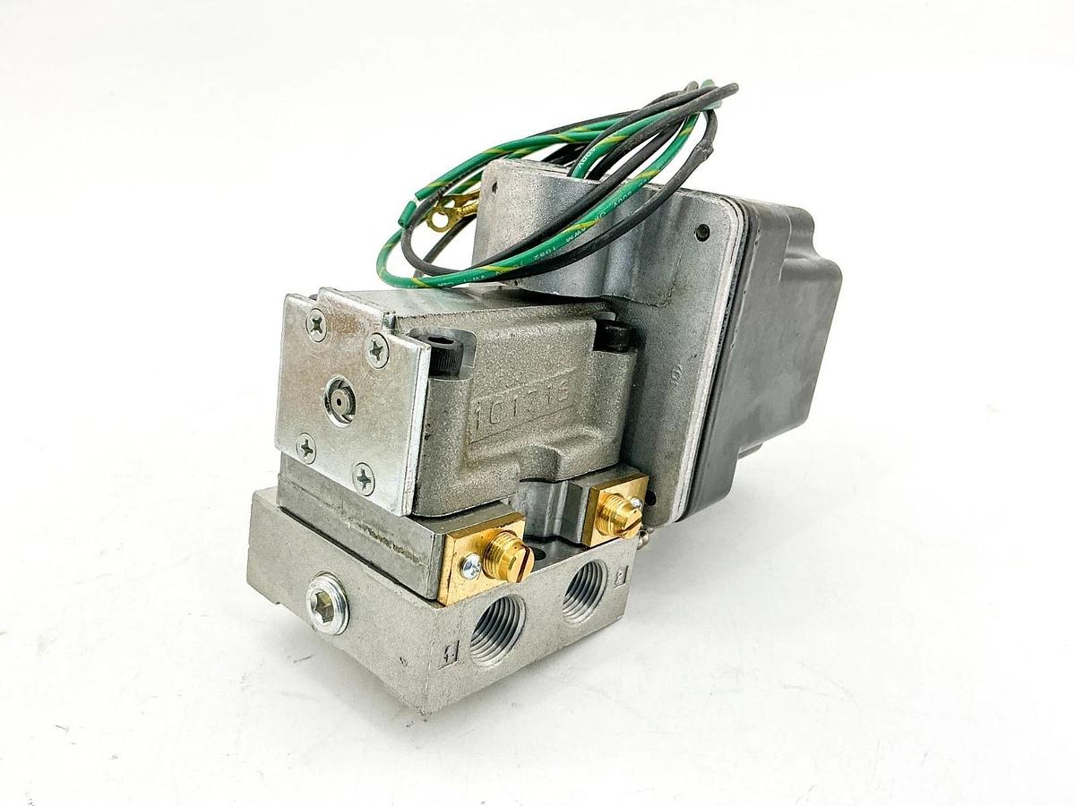 New Parker CCJ1S37B01 3/8" Solenoid Valve 120VAC