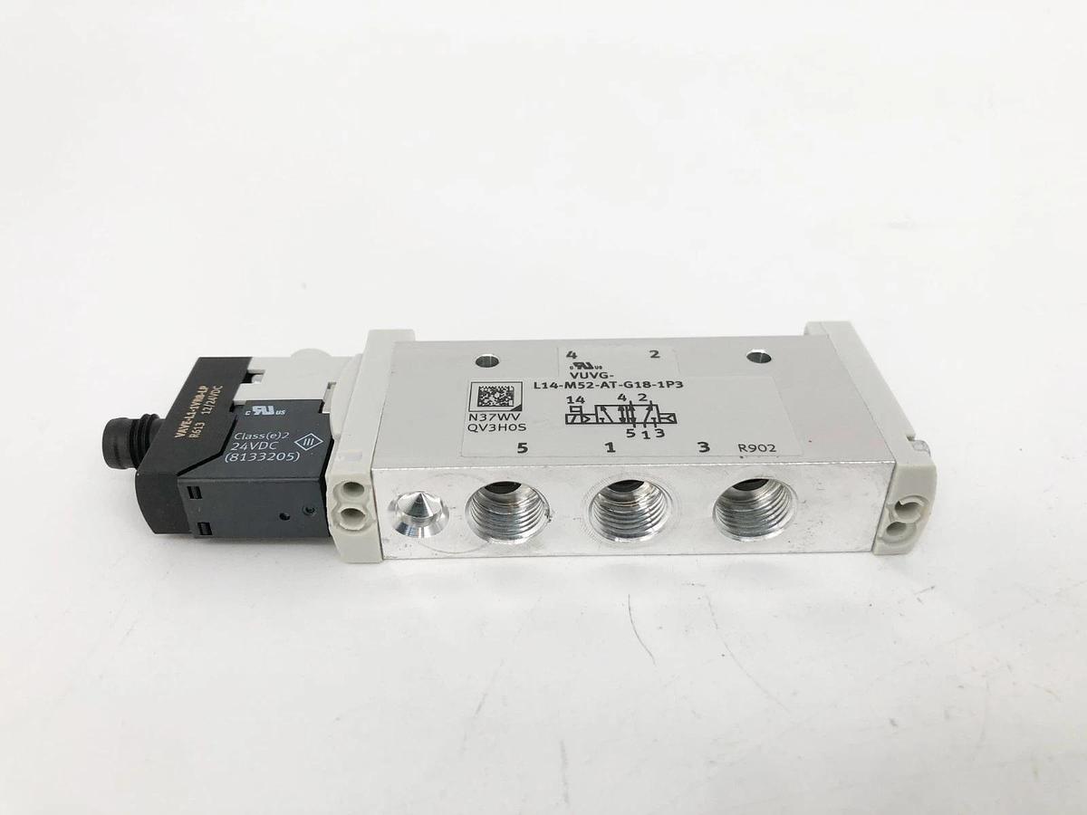 New Festo VUVG-L14-M52-AT-G18-1P3 Solenoid Valve 24VDC 574229 - No Box
