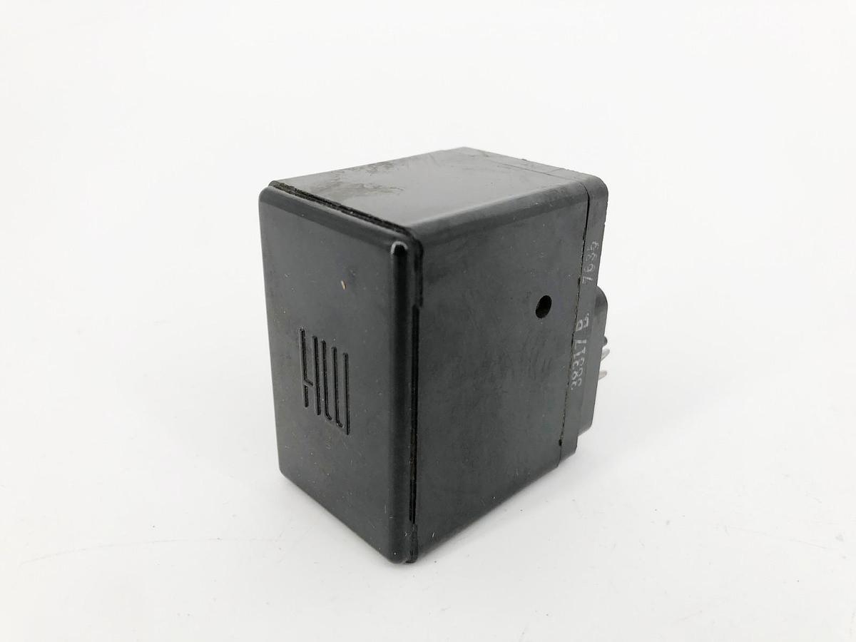 New Honeywell 30351625-002 Relay Assembly - No Box