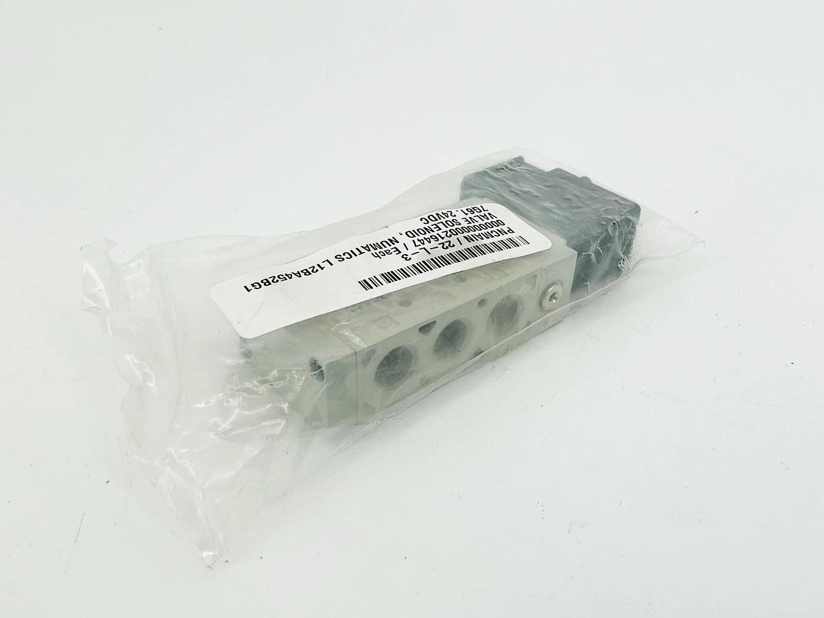 New Numatics L12BA452BG17G61 Solenoid Valve 120PSIG