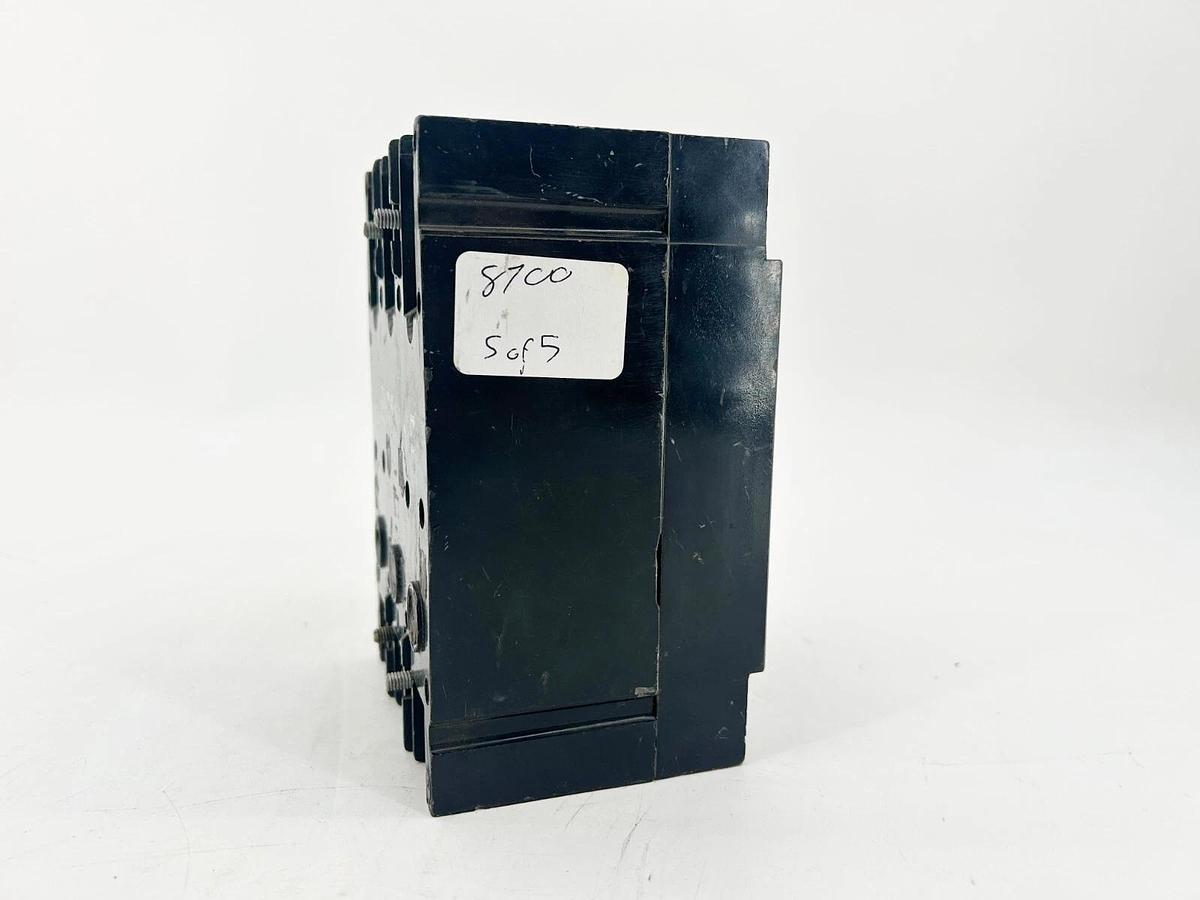 New Westinghouse MCP0322R Circuit Breaker 3P 600VAC 3A