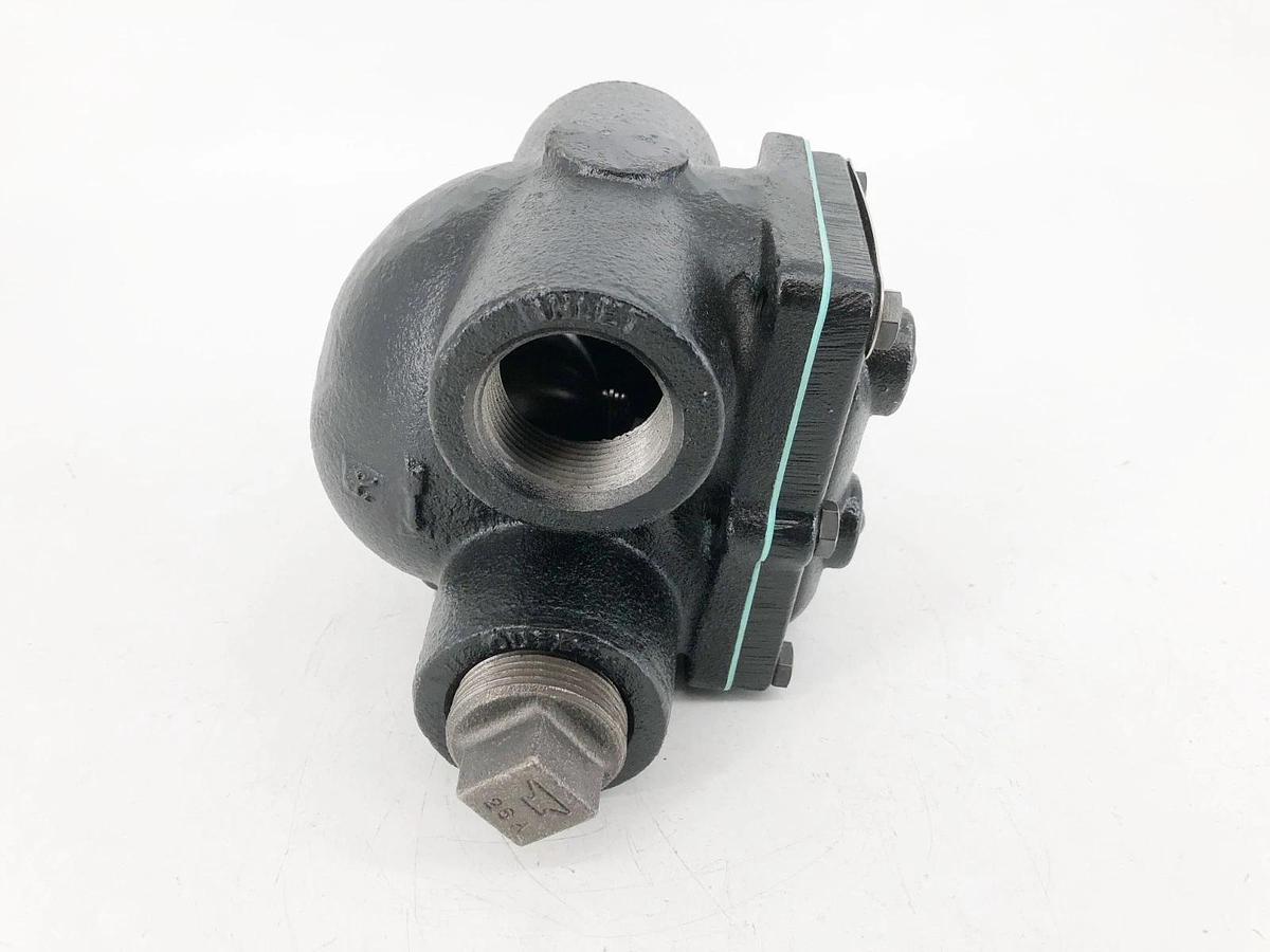 New Watts WFT-30 Regulator 250psi 1-1/4" Max Diff. Press. 30 ΔP - No Box