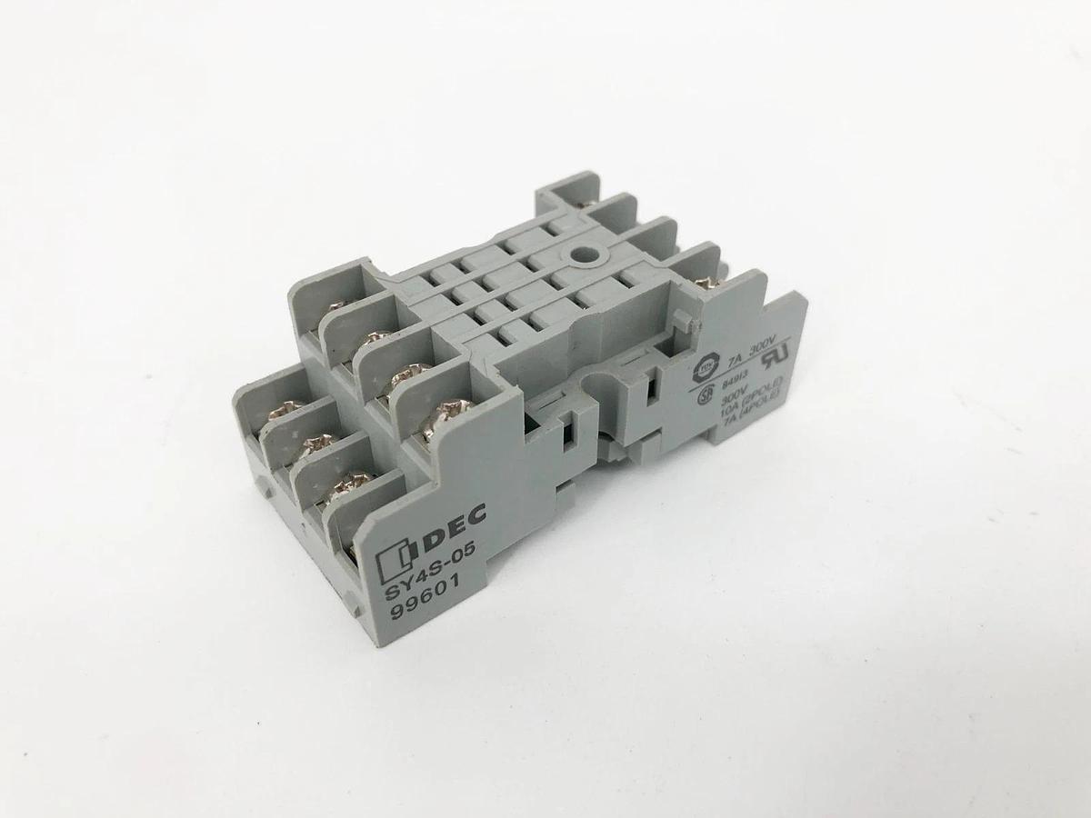 Lot of 3 New Idec SY4S-05 Relay Socket Bases 300V - No Box