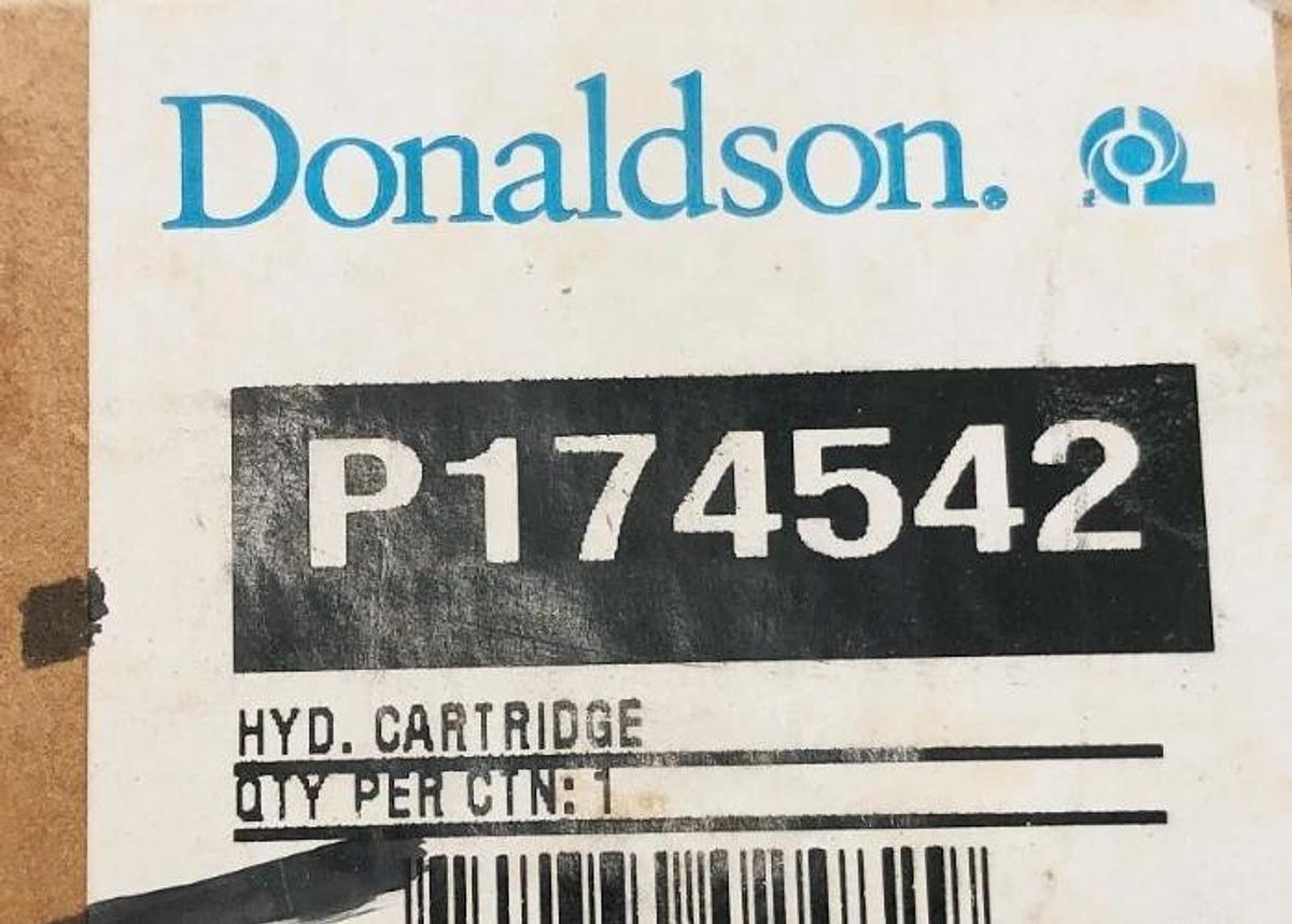 New Donaldson P174542 Hydraulic Filter Cartridge Pall HC8200FKN13H