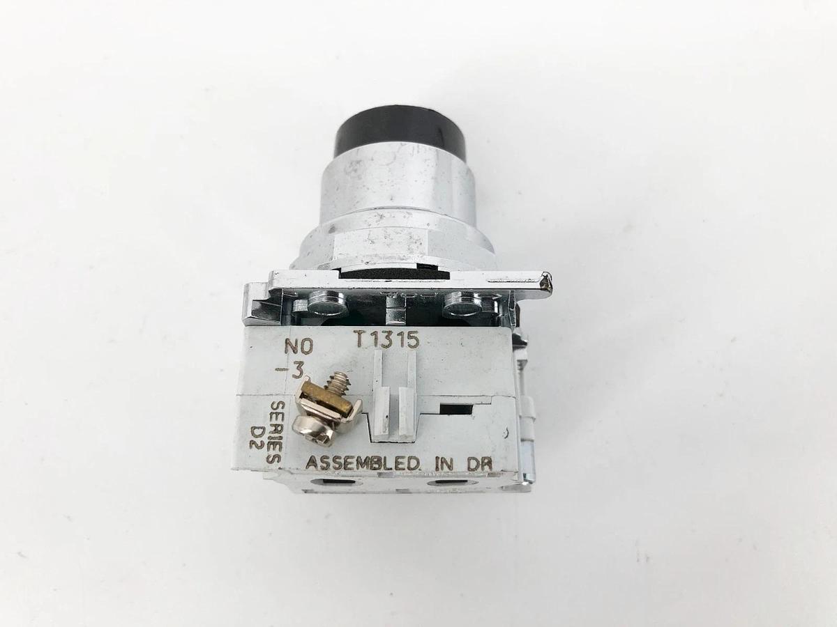 New Cutler Hammer 10250T/9100T Momentary Pushbutton Black - No Box