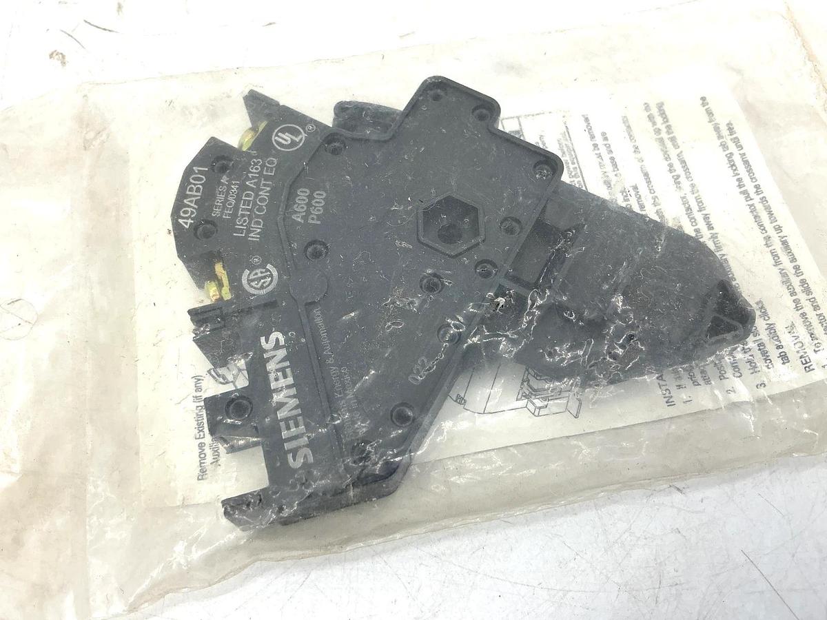 New Siemens 49AB01 Auxiliary Contact Assembly Actuator Type: 1NC Size: 00 Thru 4