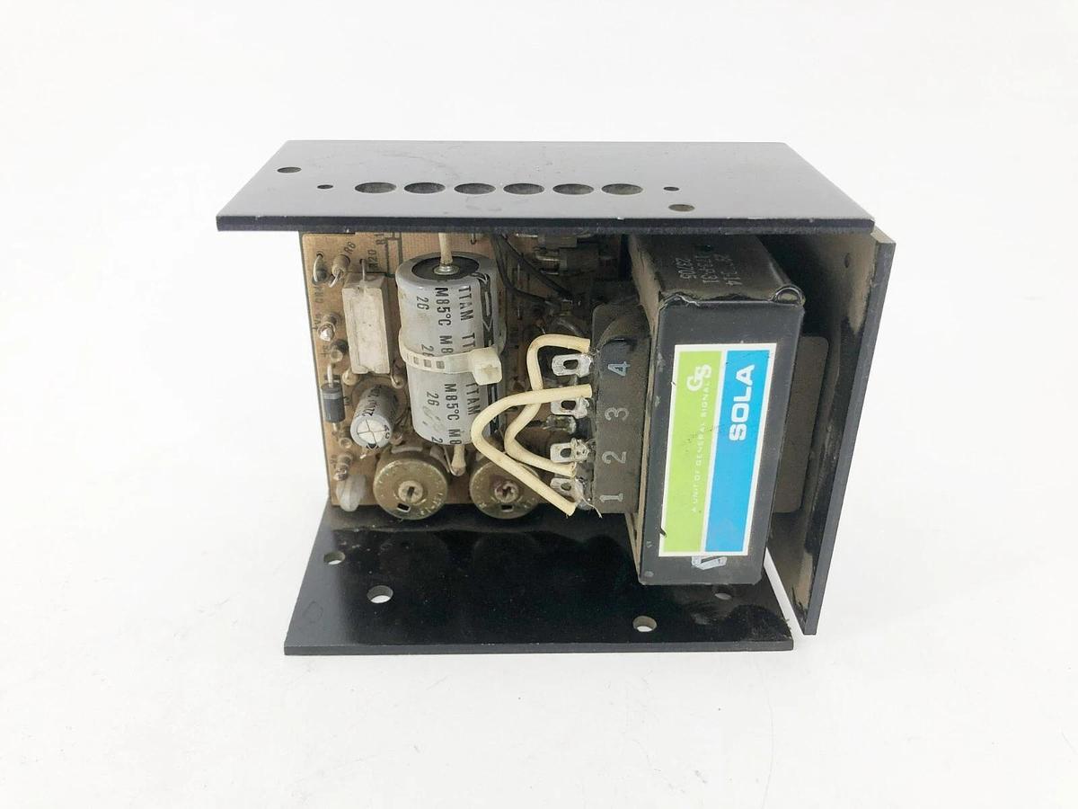 Used GS Sola Electric 83-12-218-2 Power Supply 115/230VAC In 12VDC 1.8A Out
