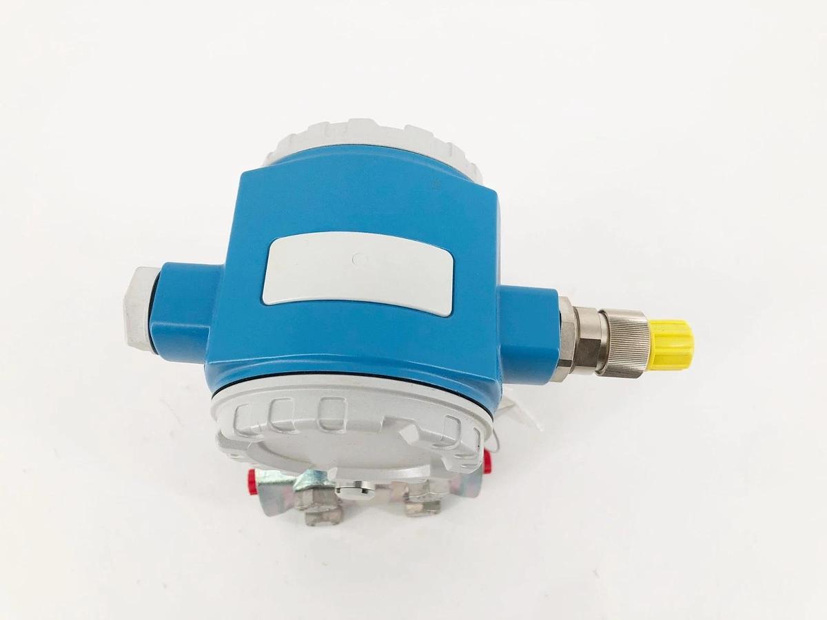 New Endress + Hauser PMD75-6JQK1/0 Pressure Transmitter DELTABAR-S 52017192