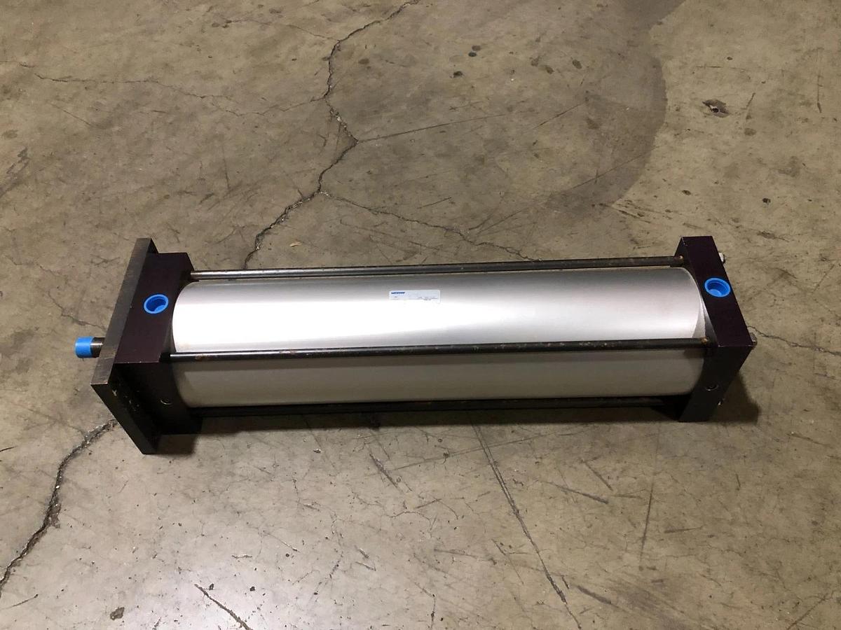 New Vickers VP07LROA1AH22808 Pneumatic Cylinder 250psi - No Box