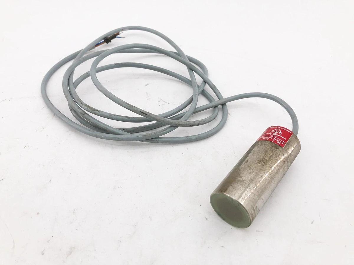 Used Namco Controls EE710-20000 Capacitative Proximity Switch 24VDC