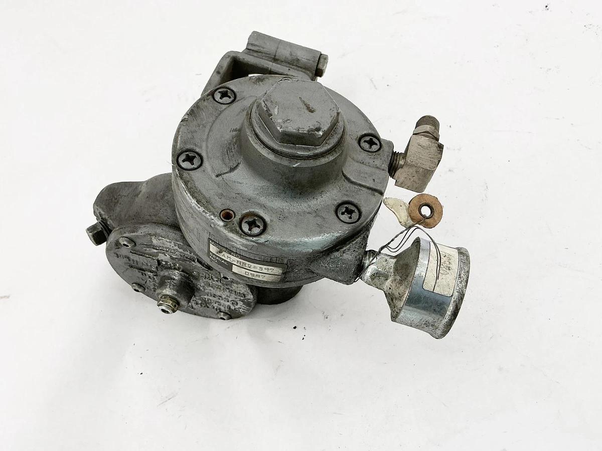Used DeVilbiss Co 2AM-NRV-597 Pneumatic Air Valve QS-5012