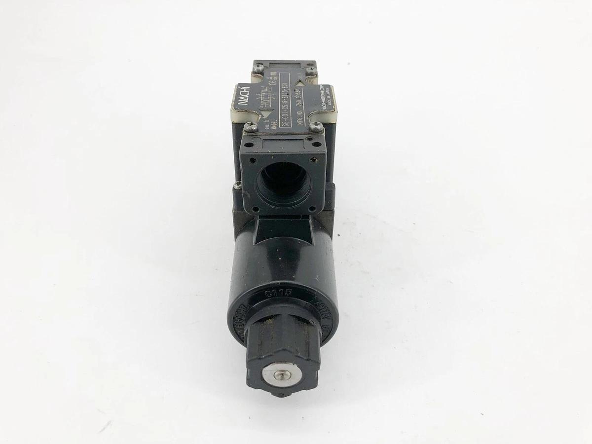 New Nachi SS-G01-C5-R-E115-E31 Directional Control Valve 760 D0380 - No Box