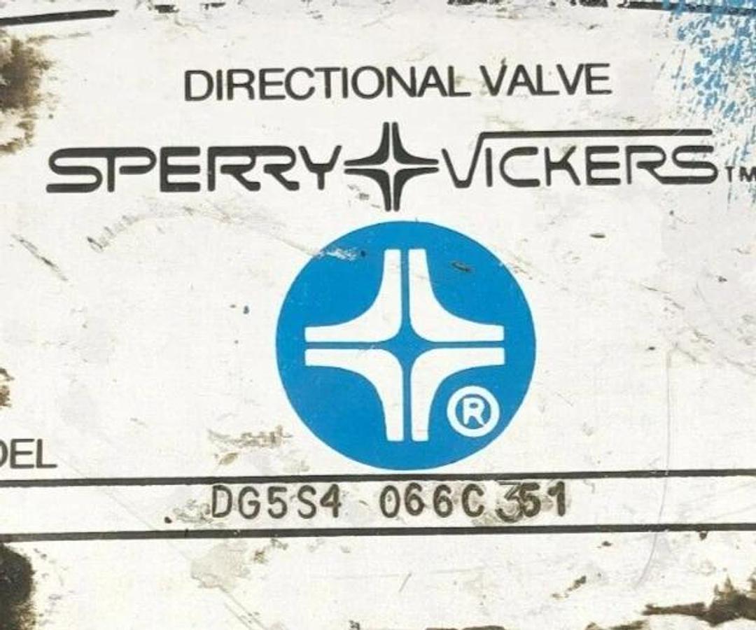 Used Sperry Vickers DG5S4-066C-51 Pilot Operated Directional Control Valve 115V