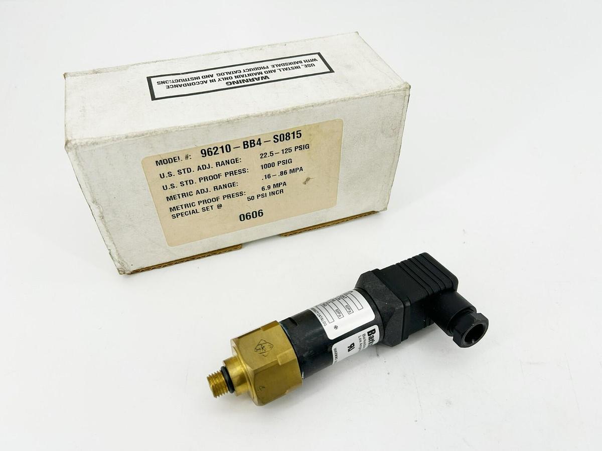 New Barksdale 96210-BB4-S0815 Pressure Switch 22.5-125 PSIG