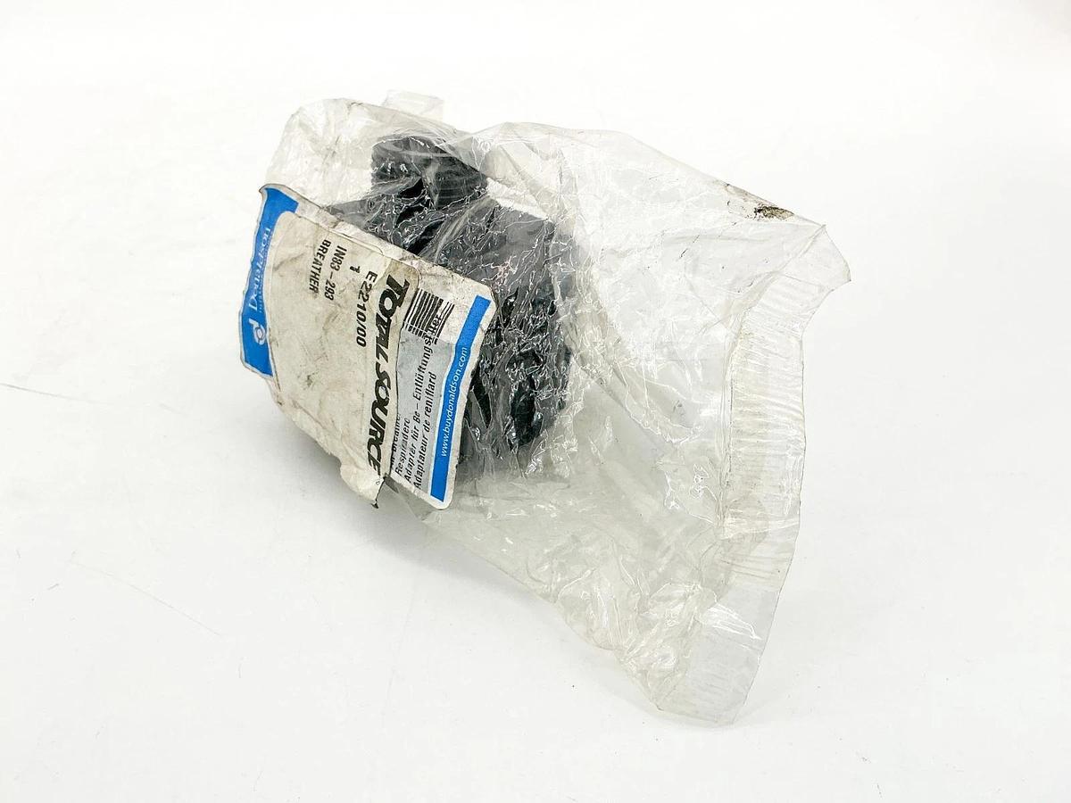 New Total Source Donaldson IN83-293 Breather