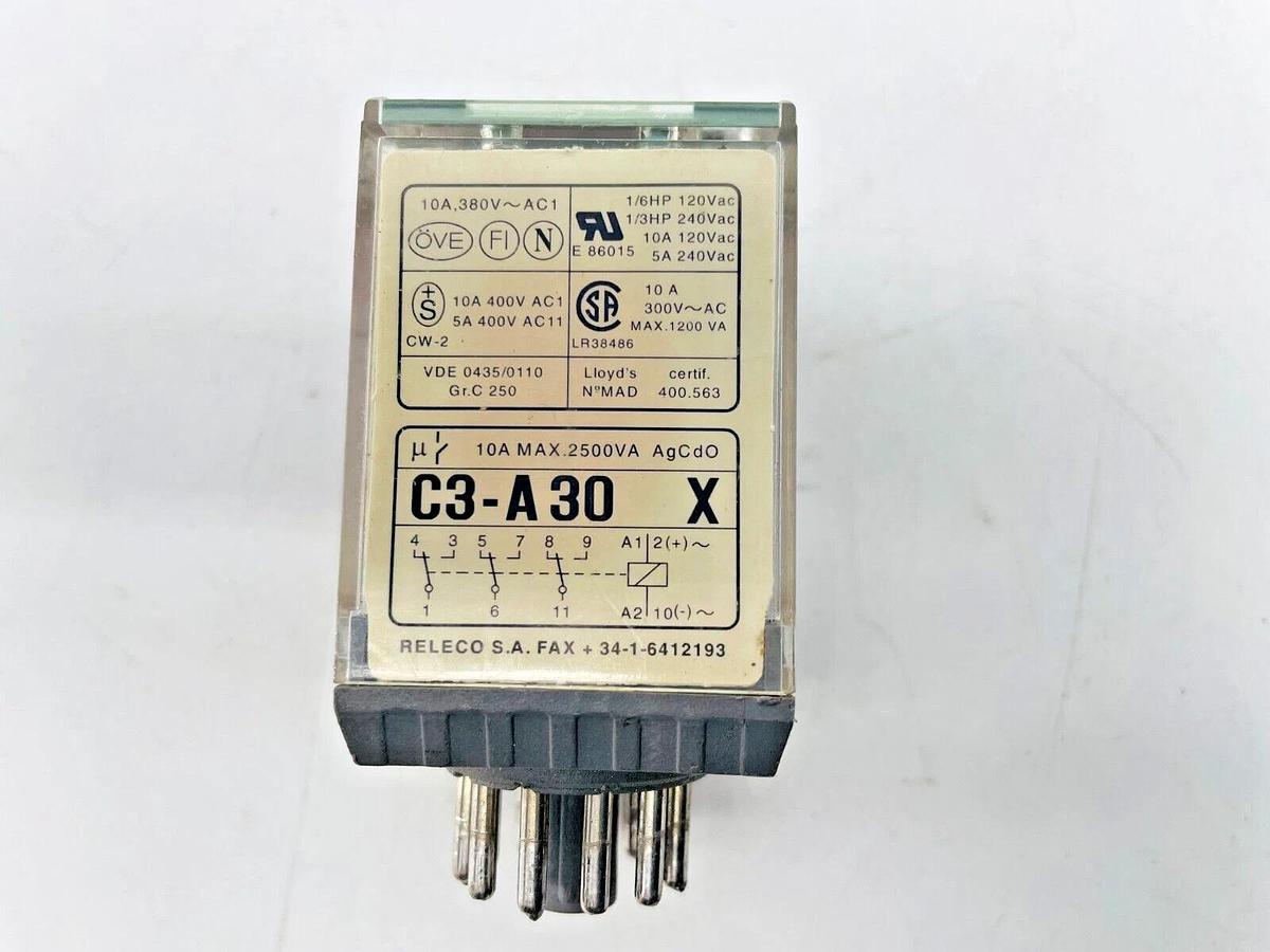 New Turck C3-A30X Relay 120VAC 3P 11 Pin Series MR-C