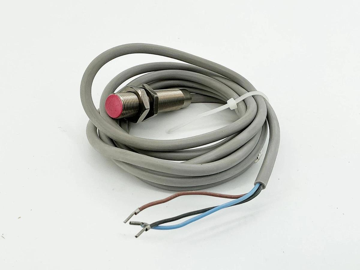 New IPF IB120150 Proximity Sensor 10-35VDC 120mA